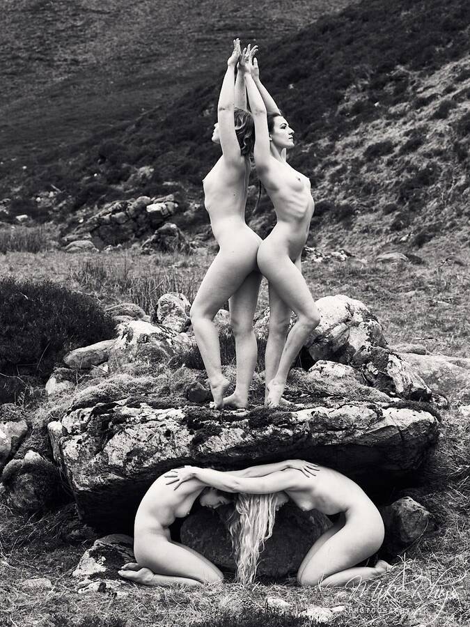 photographer MikeRhys classic modelling photo. four nymphs in the scottish highlands.