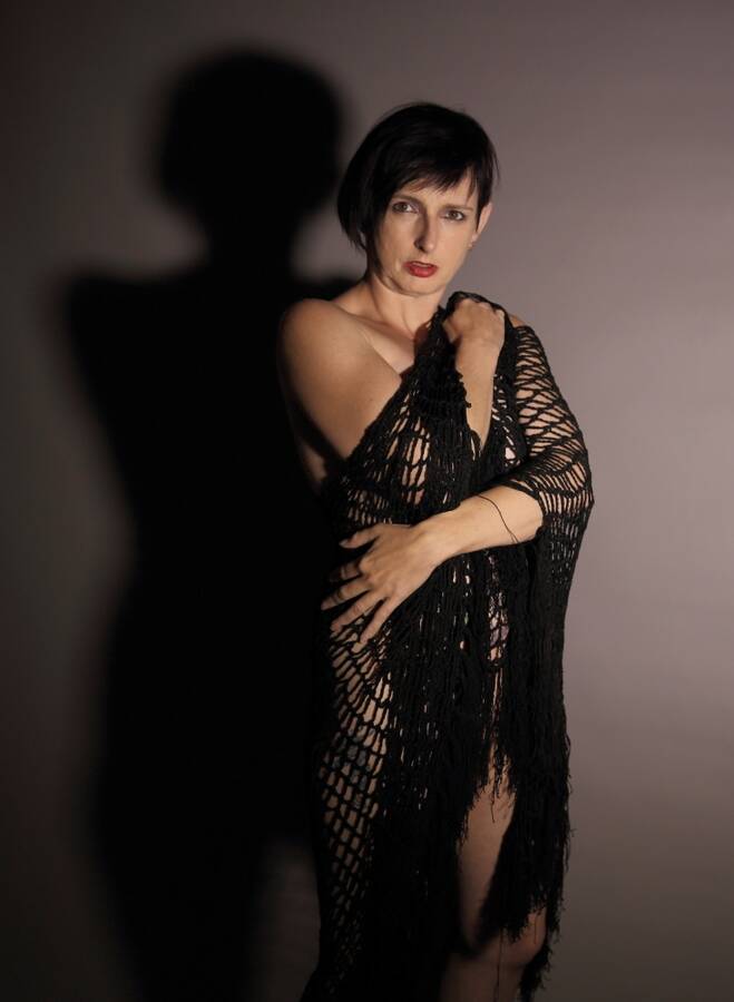 model ladyartist implied nude modelling photo taken by @Jayceephotos. shadow wrap.