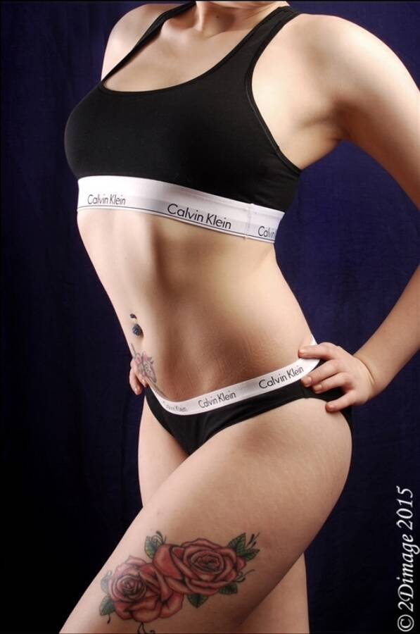 model JordannnC lingerie modelling photo taken by 2Dimage