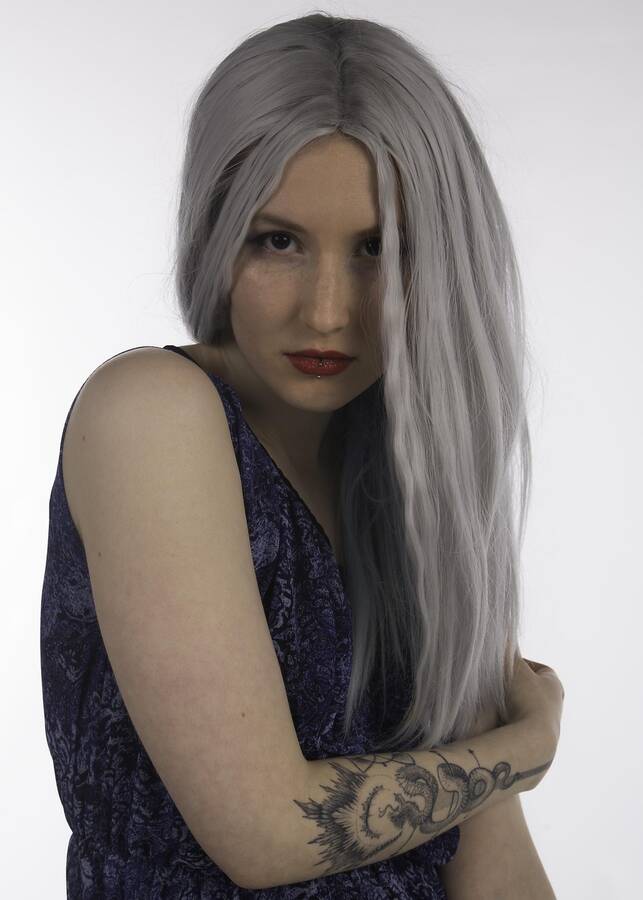 photographer SMPhotographic portrait modelling photo taken at @Dreghorn+Photography+Studio with Eileen