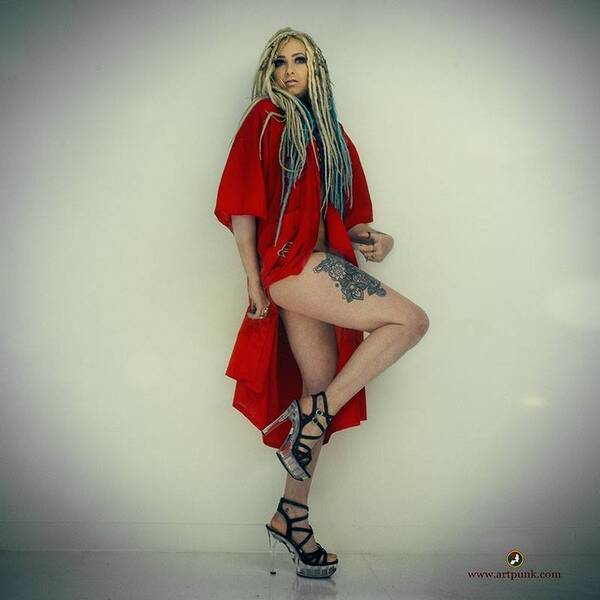model Delilah alternativefashion modelling photo taken by Artpunk Muir