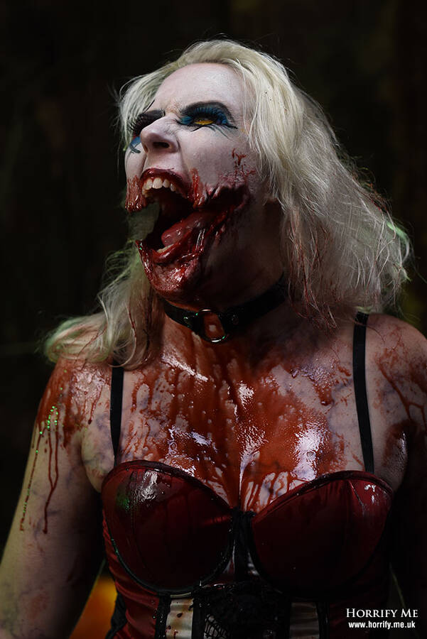 photographer HorrifyMeUK horror makeup modelling photo. you dont find clowns funny.