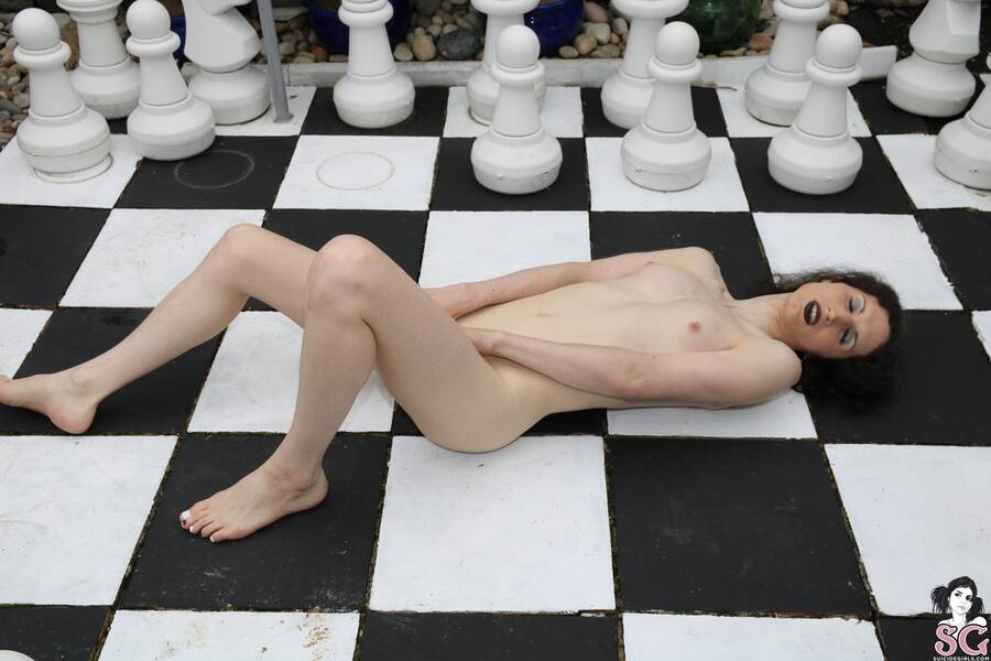 model Eleanor Burns nude modelling photo taken at Cardiff taken by @EternalMoments