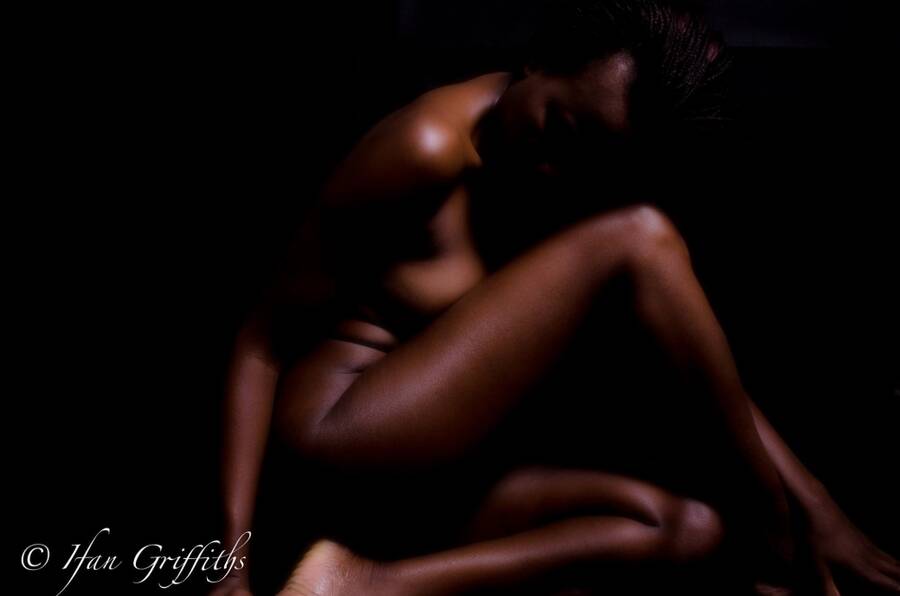 photographer Griff implied nude modelling photo with @Lenah