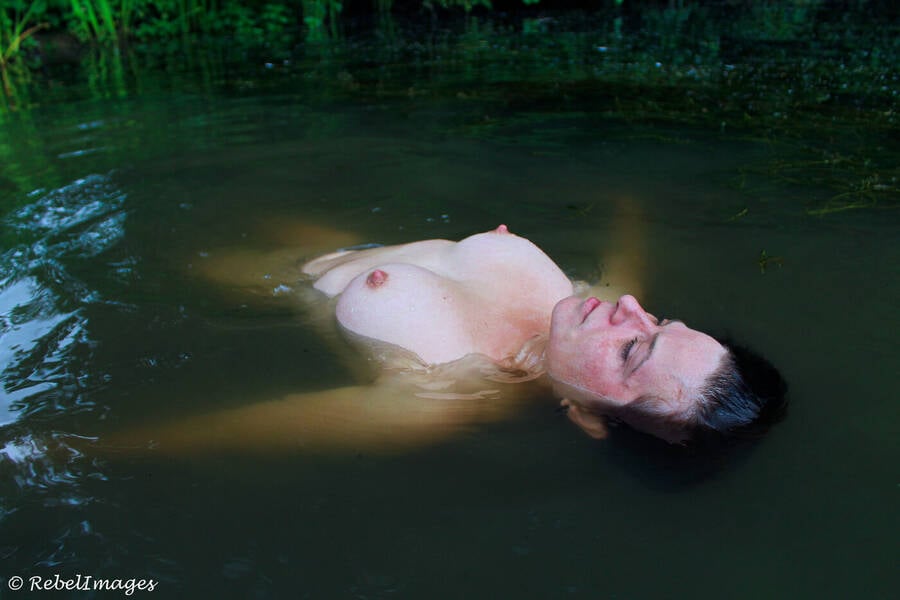 photographer RebelImages classic modelling photo. lady of the lake.