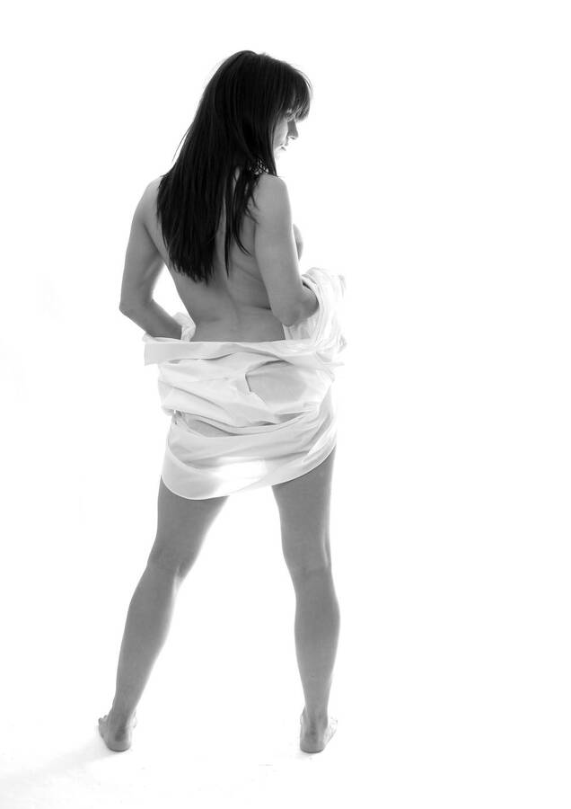 photographer iansimpson implied nude modelling photo. taken in my studio in 2008.