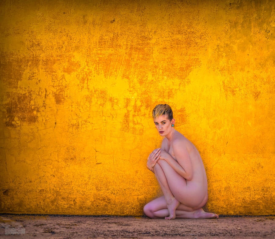 photographer StudioDee Banchory nude modelling photo. artemis posing in a old water tank in fuerteventura during a trip she organised in oct 2017.
