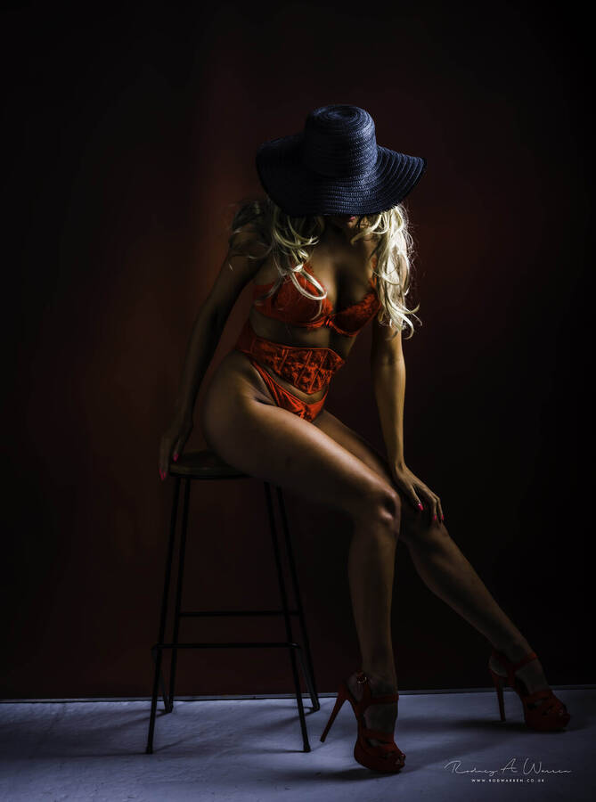 studio Rawpics Studio boudoir modelling photo taken by @Rawpics_Studio