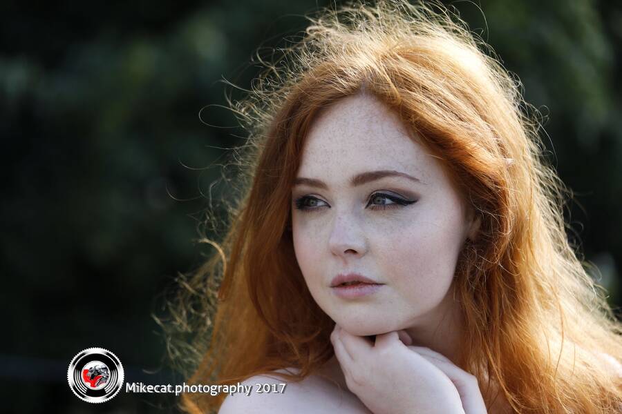 photographer Mikecatphotography headshot modelling photo taken at Bristol with @HeatherCorvid