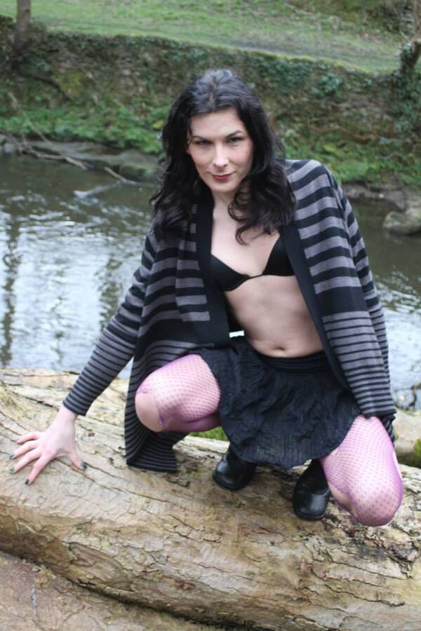 model katy1ove  modelling photo taken by @Naturesview