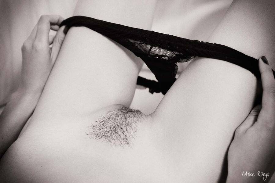 photographer MikeRhys erotic modelling photo